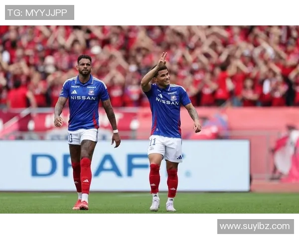 日职联精彩对决横滨水手全力争胜展现足球魅力与团队精神